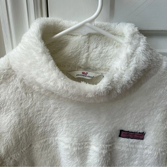 Vineyard Vines Plush Teddy Funnel Neck Relaxed Shep Shirt, Size M - Picture 5 of 7